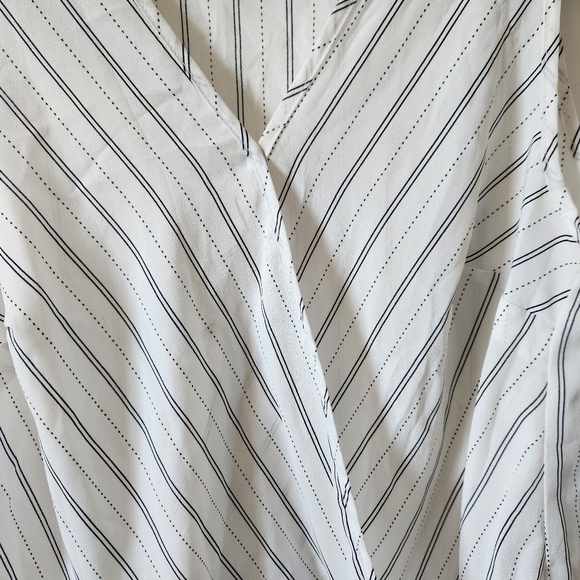 ATMOSPHERE Black and white stripped blouse, Size 8 - Picture 3 of 5